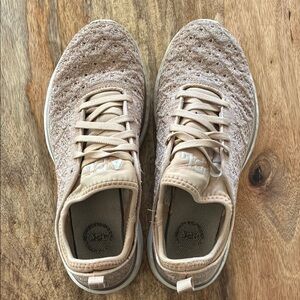 APL Women's Techloom Phantom Sneakers